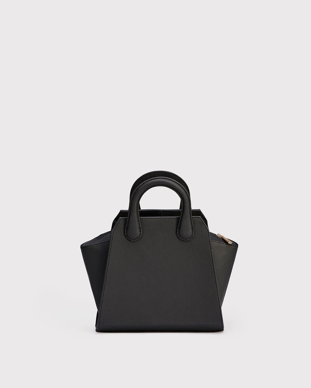 Croma Black