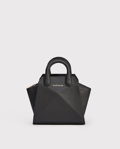 Croma Black