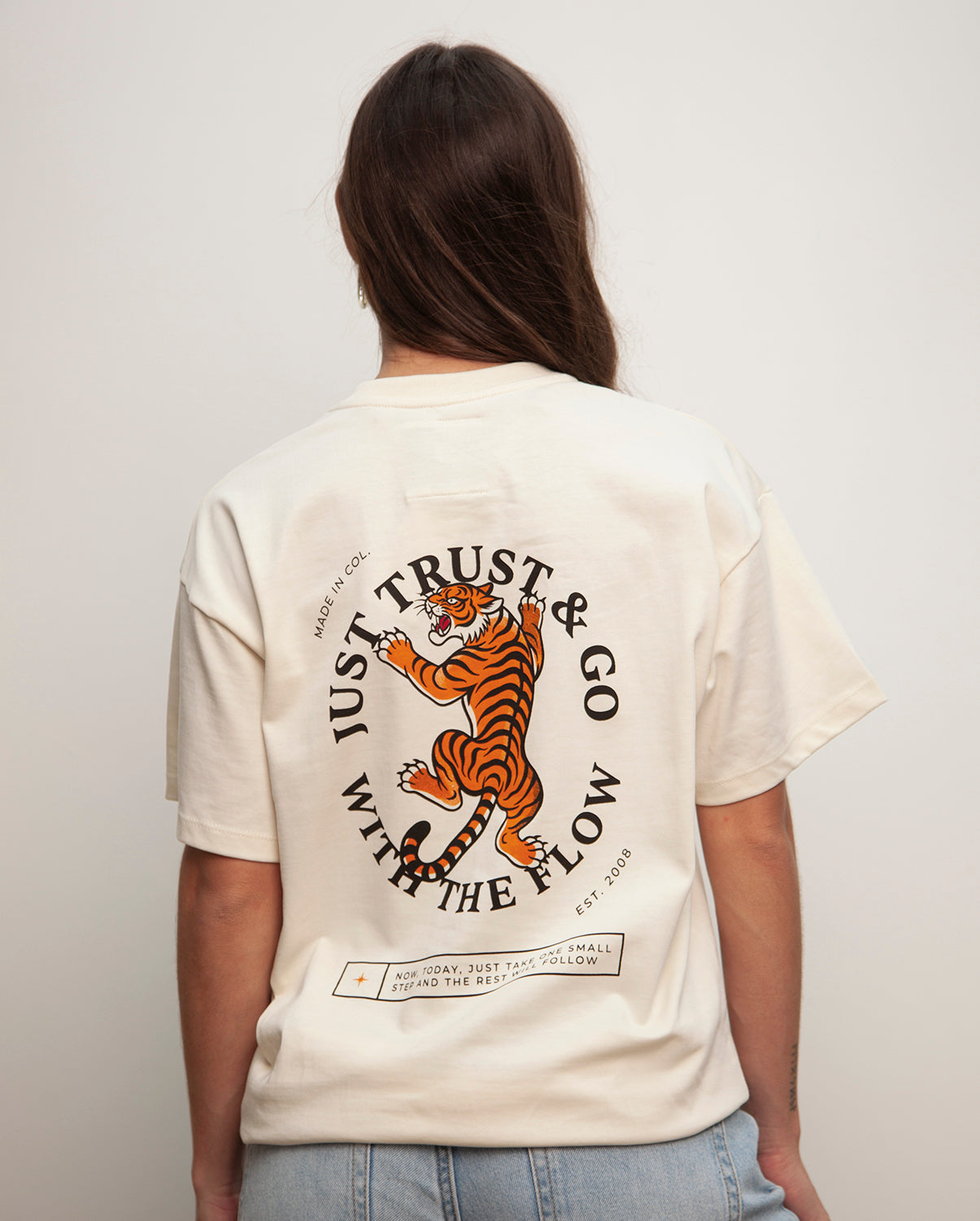 Camiseta Trust